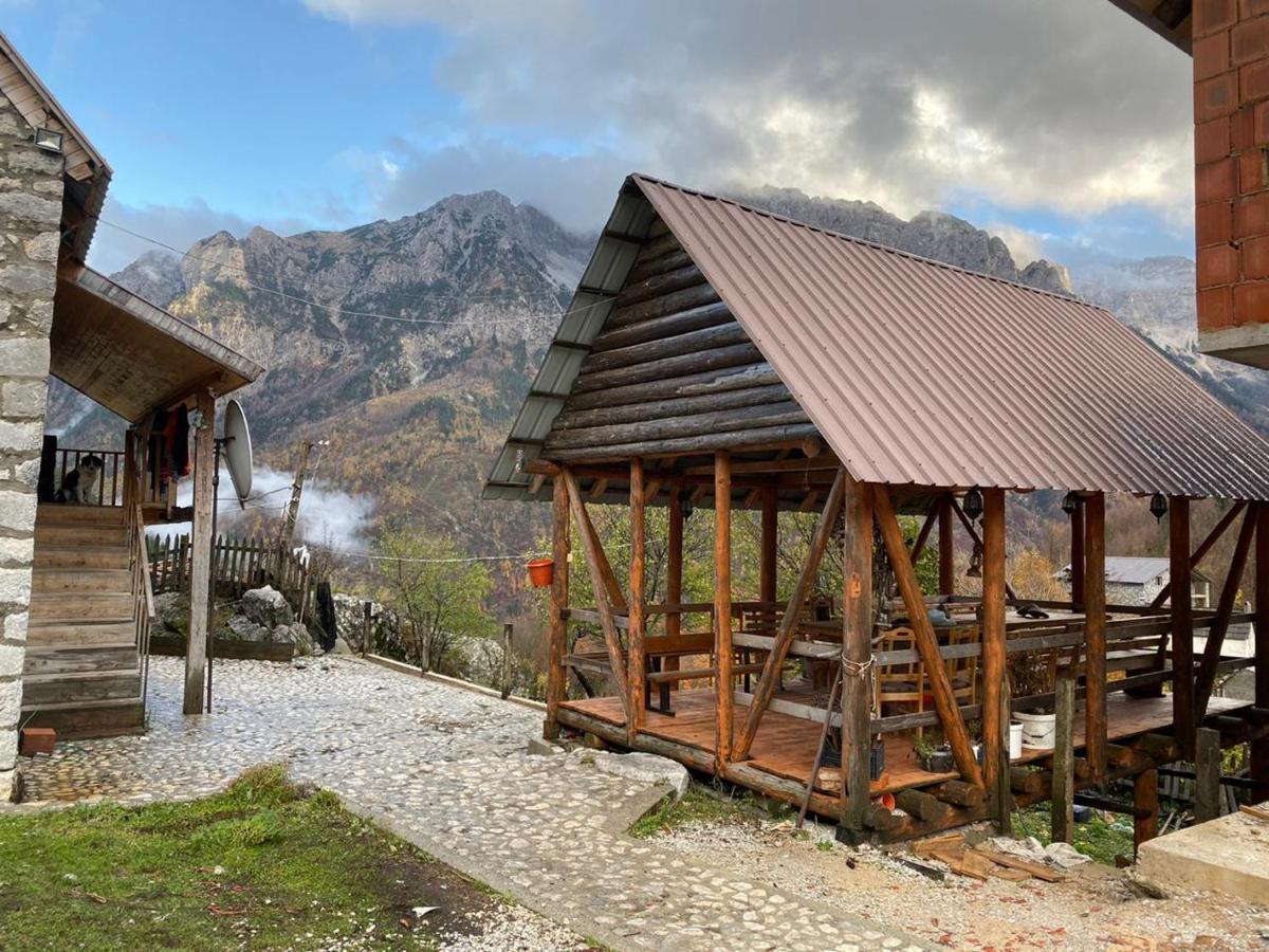 Guesthouse Kukaj Valbone Exterior foto